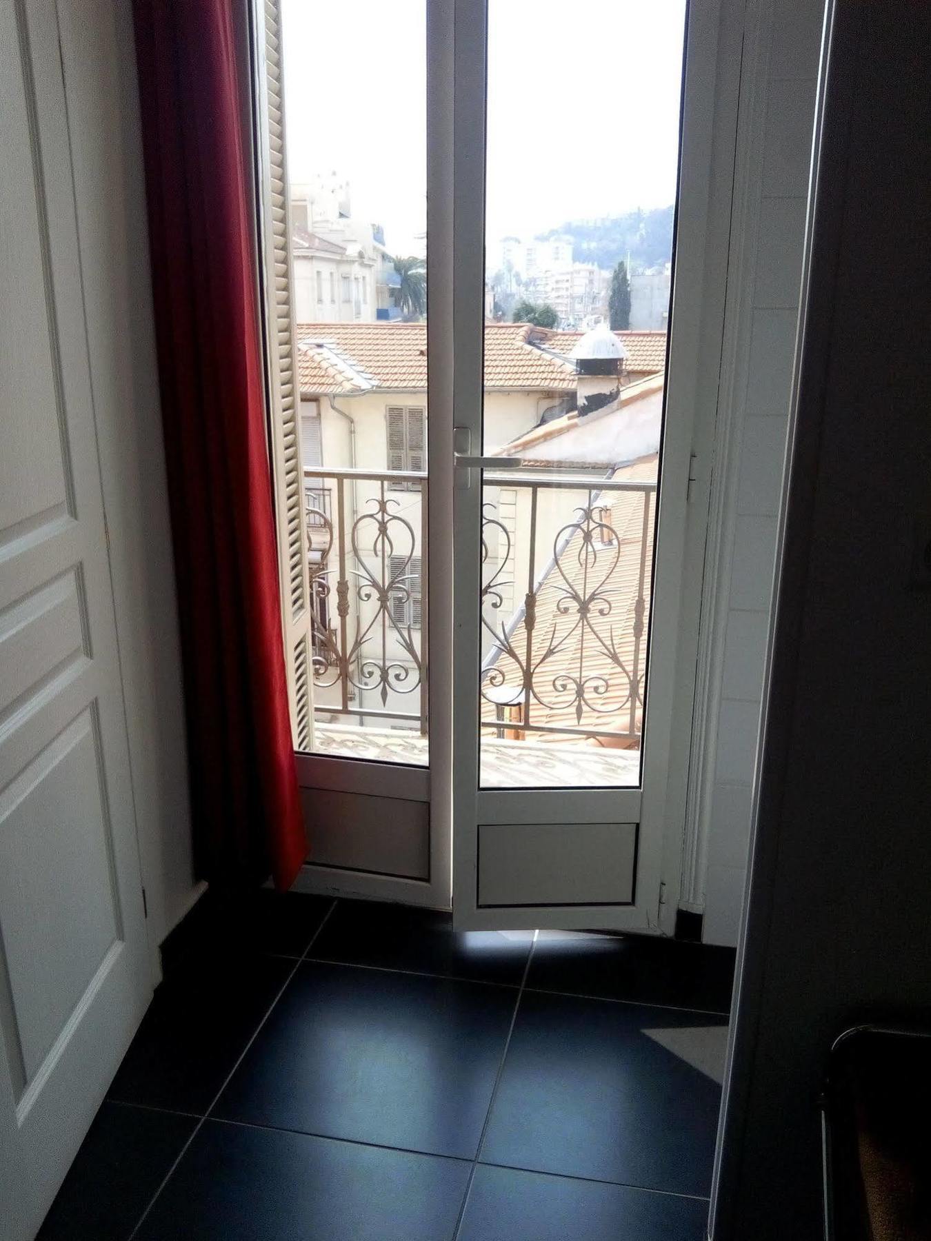 Hotel Hotel De Belgique A Menton